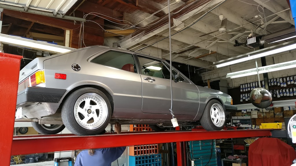 Zappones Garage | 9609 120 St, Surrey, BC V3V 4C2, Canada | Phone: (604) 581-6666