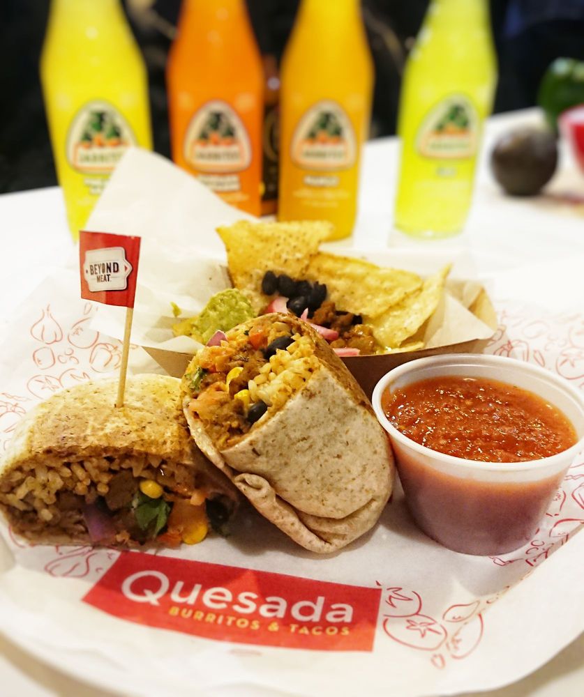 Quesada Burritos & Tacos | 380 Memorial Ave, Orillia, ON L3V 0T7, Canada | Phone: (705) 326-3776