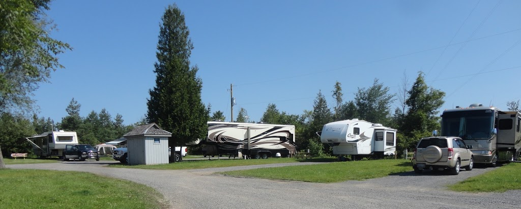 Camp Hither Hills | 5227 Bank St, Gloucester, ON K1X 1H2, Canada | Phone: (613) 822-0509