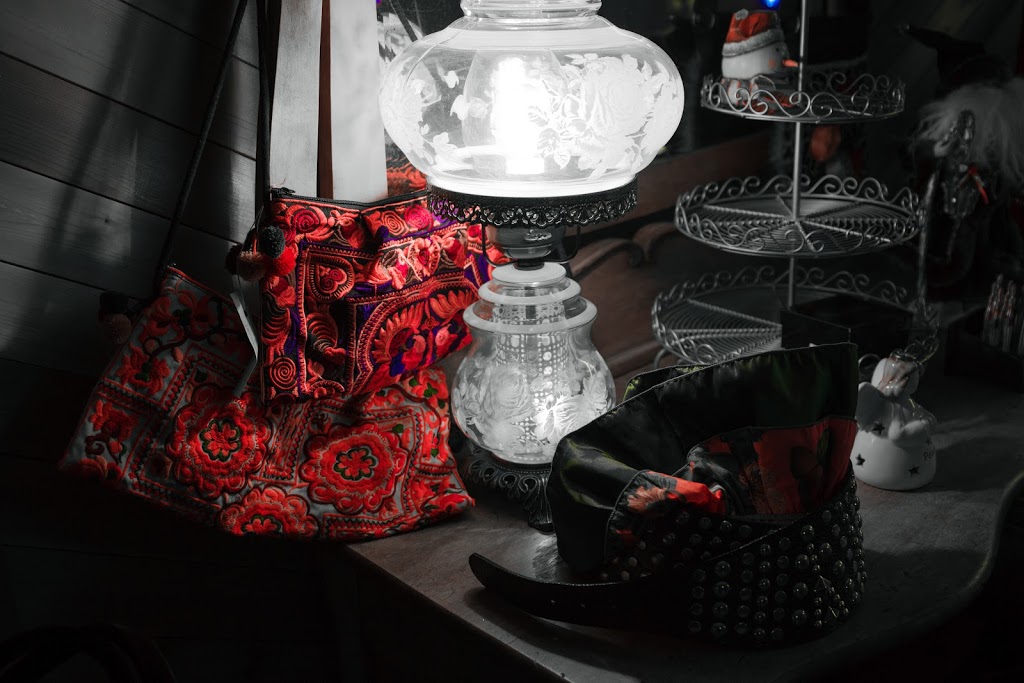 My One & Only Funky Chic Boutique | 3879 Highland Rd, Arnprior, ON K7S 3G9, Canada | Phone: (613) 623-0474