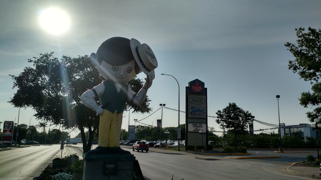 Hi Neighbor Statue | Regent, Winnipeg, MB R2C, Canada