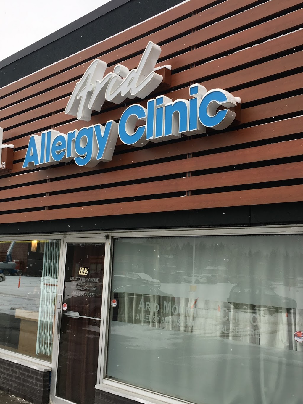 Arid Mountain Clinic | 2515 90 Ave SW, Calgary, AB T2V 0L8, Canada | Phone: (403) 251-6066