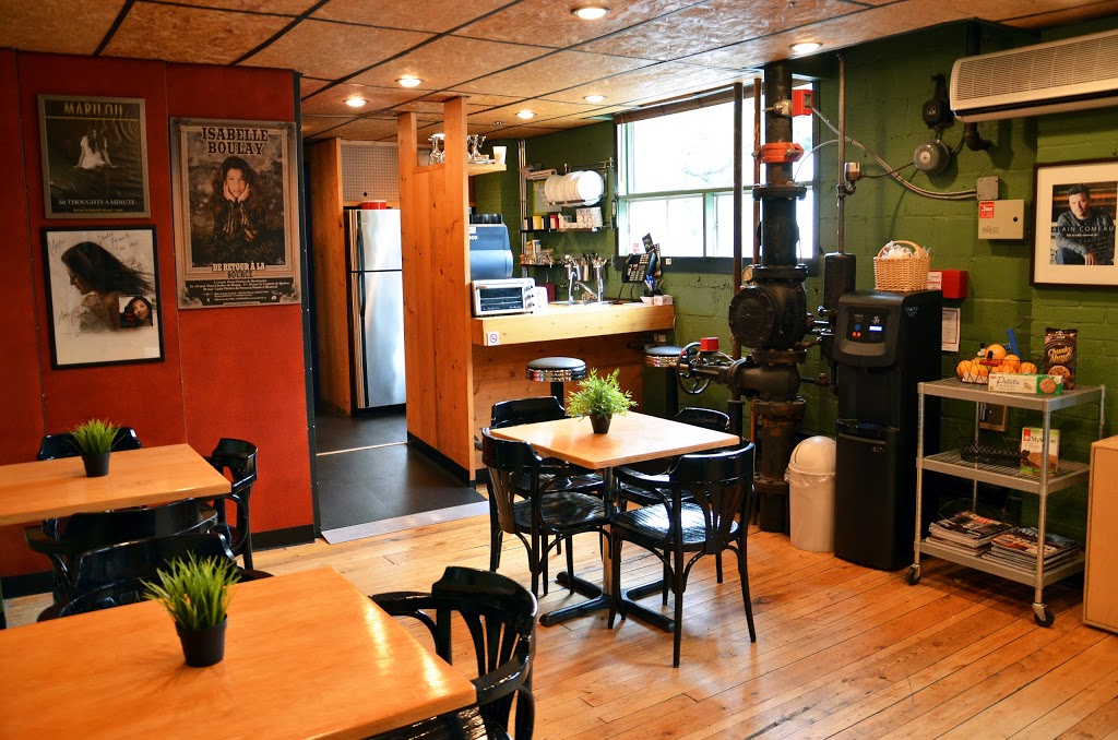 Studios Piccolo | 1977 Rue Lepailleur, Montréal, QC H1L 6E4, Canada | Phone: (514) 351-0009