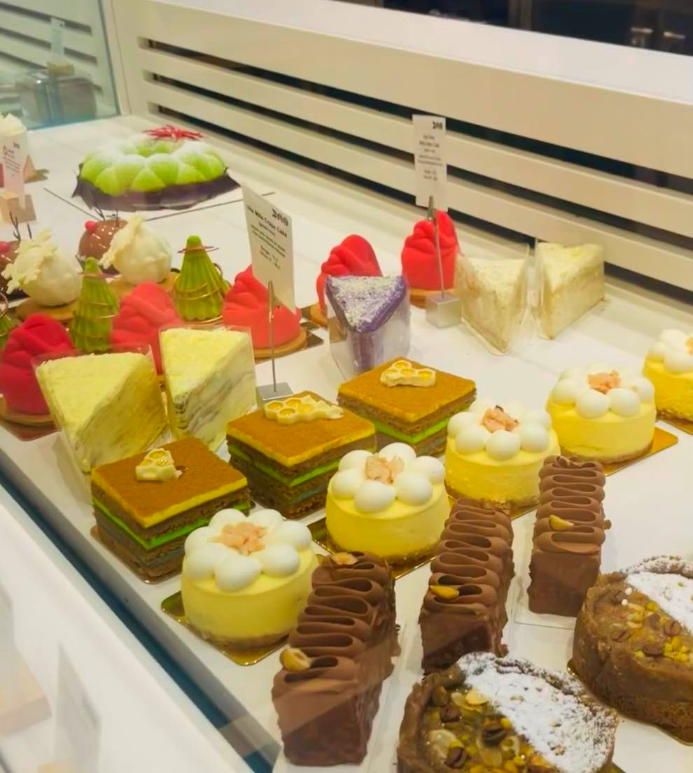 Dao Cafe | 1930 Innes Rd, Gloucester, ON K1B 3K5, Canada | Phone: (613) 742-8080
