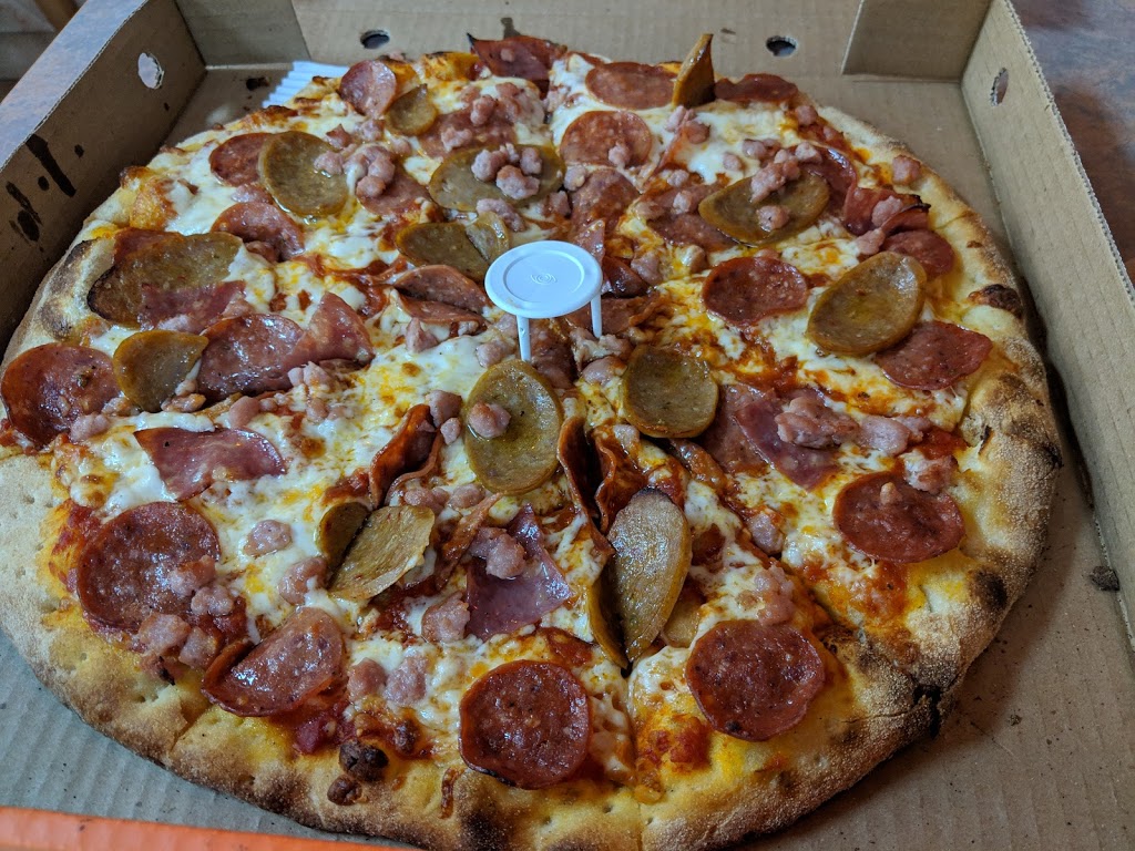 Pizza Pizza | 8750 Bayview Ave #18-19, Richmond Hill, ON L4B 4V9, Canada | Phone: (416) 967-1111