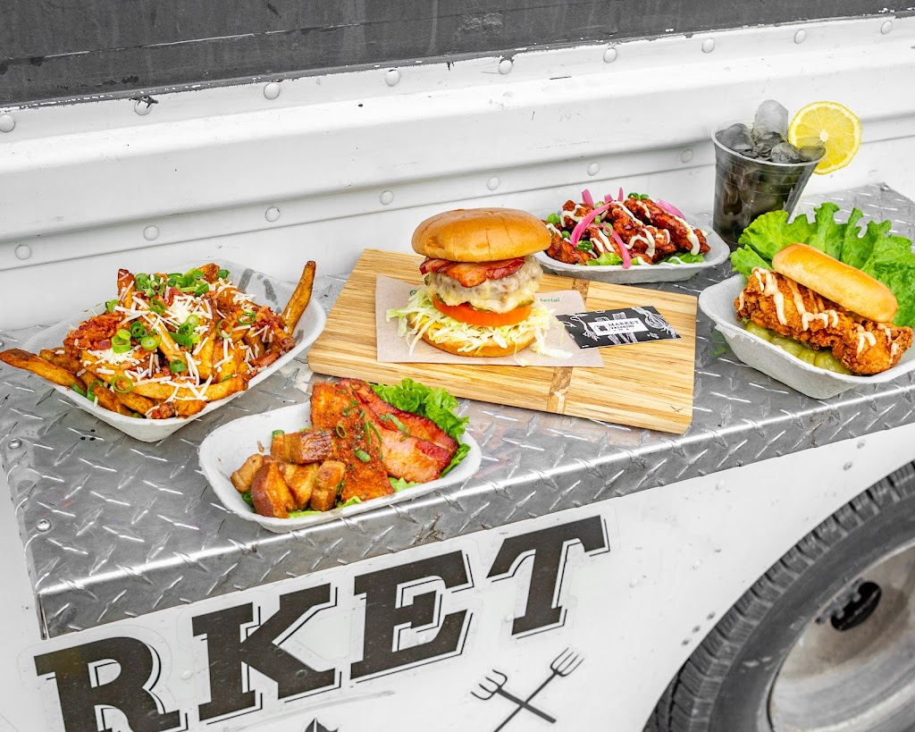 MARKET Street Eats | 200 Southridge Dr, Okotoks, AB T1S 0N8, Canada | Phone: (403) 880-7700