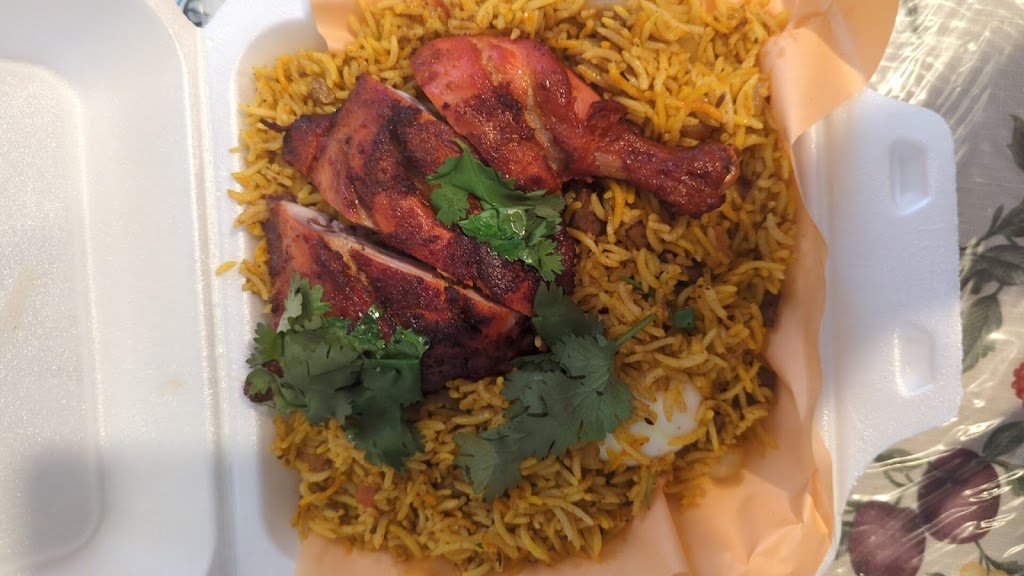 Queens Take out & Catering | 2150 Morningside Ave unit 6, Scarborough, ON M1X 2E5, Canada | Phone: (416) 293-9119