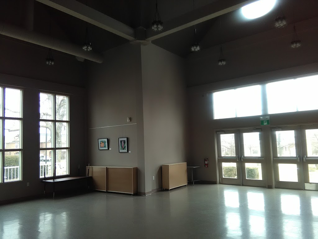 St. Lukes Community Centre | 3114 Dundas St W, Oakville, ON L6M 4J3, Canada | Phone: (905) 825-3364