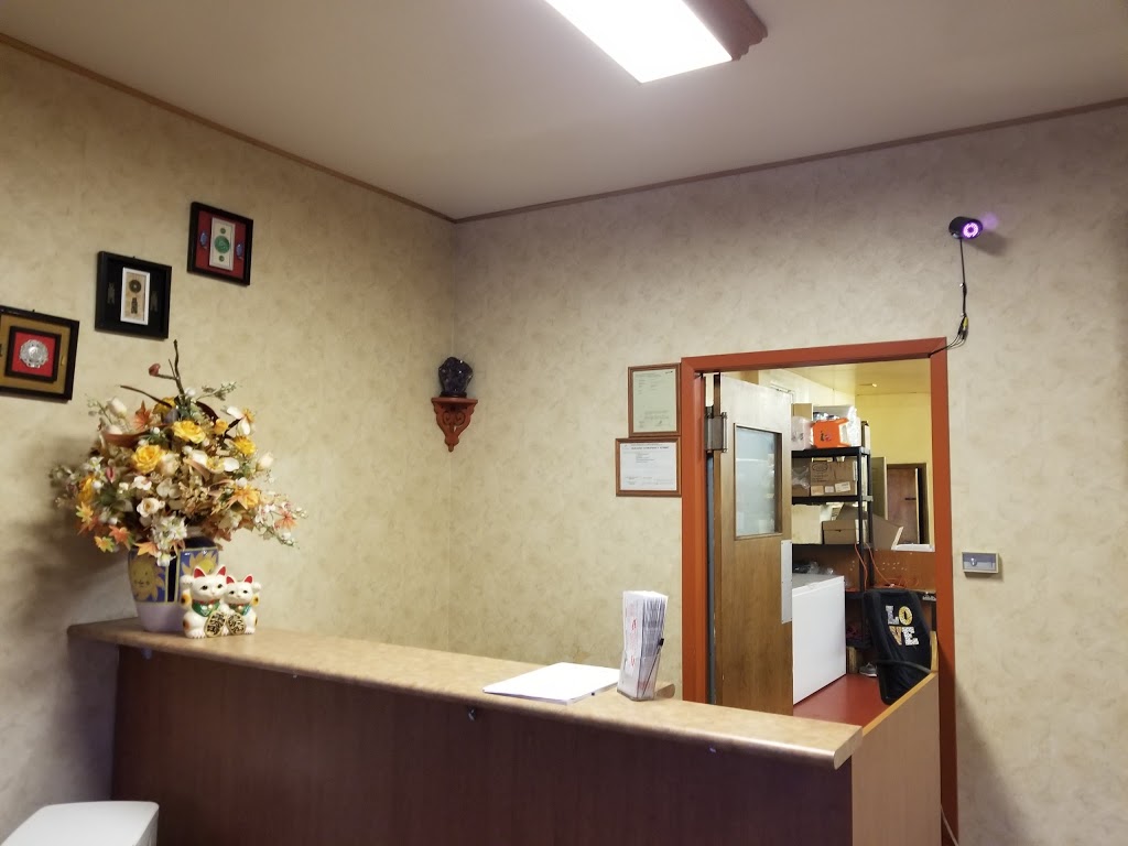 Golden Dragon Home Delivery | 341 Henderson Hwy, Winnipeg, MB R2L 1M7, Canada | Phone: (204) 668-2647