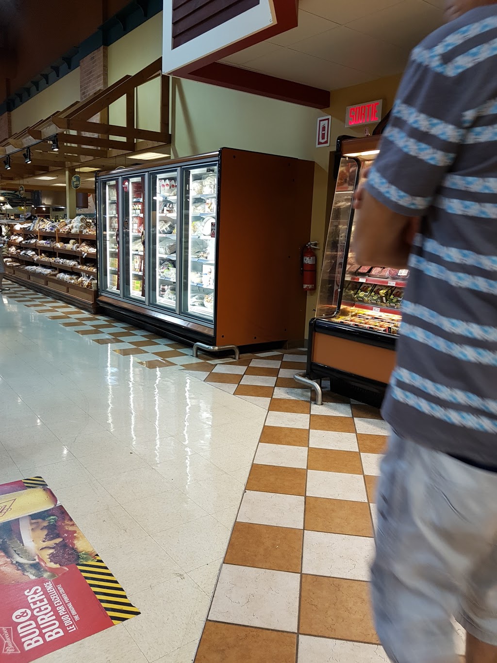 IGA extra Alimentation C.C. Sévigny inc. | 5805 Boulevard Robert-Bourassa, Laval, QC H7E 0A4, Canada | Phone: (450) 665-4441