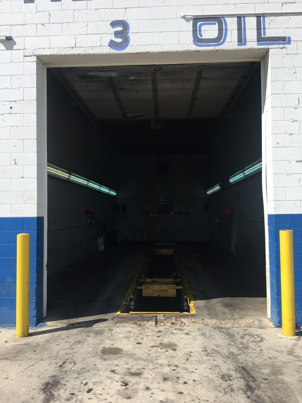 Mario Truck & Trailer Services | 30221 26 Mile Rd, New Haven, MI 48048, USA | Phone: (586) 552-8548