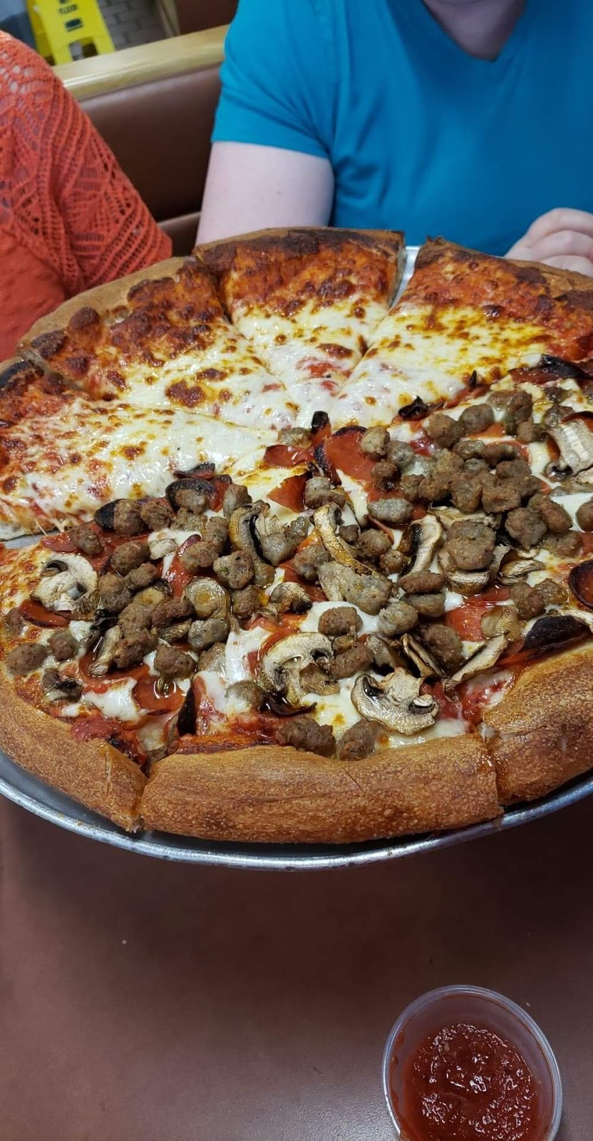 Grassos Pizza | 5202 Transit Rd, Depew, NY 14043, USA | Phone: (716) 685-2800