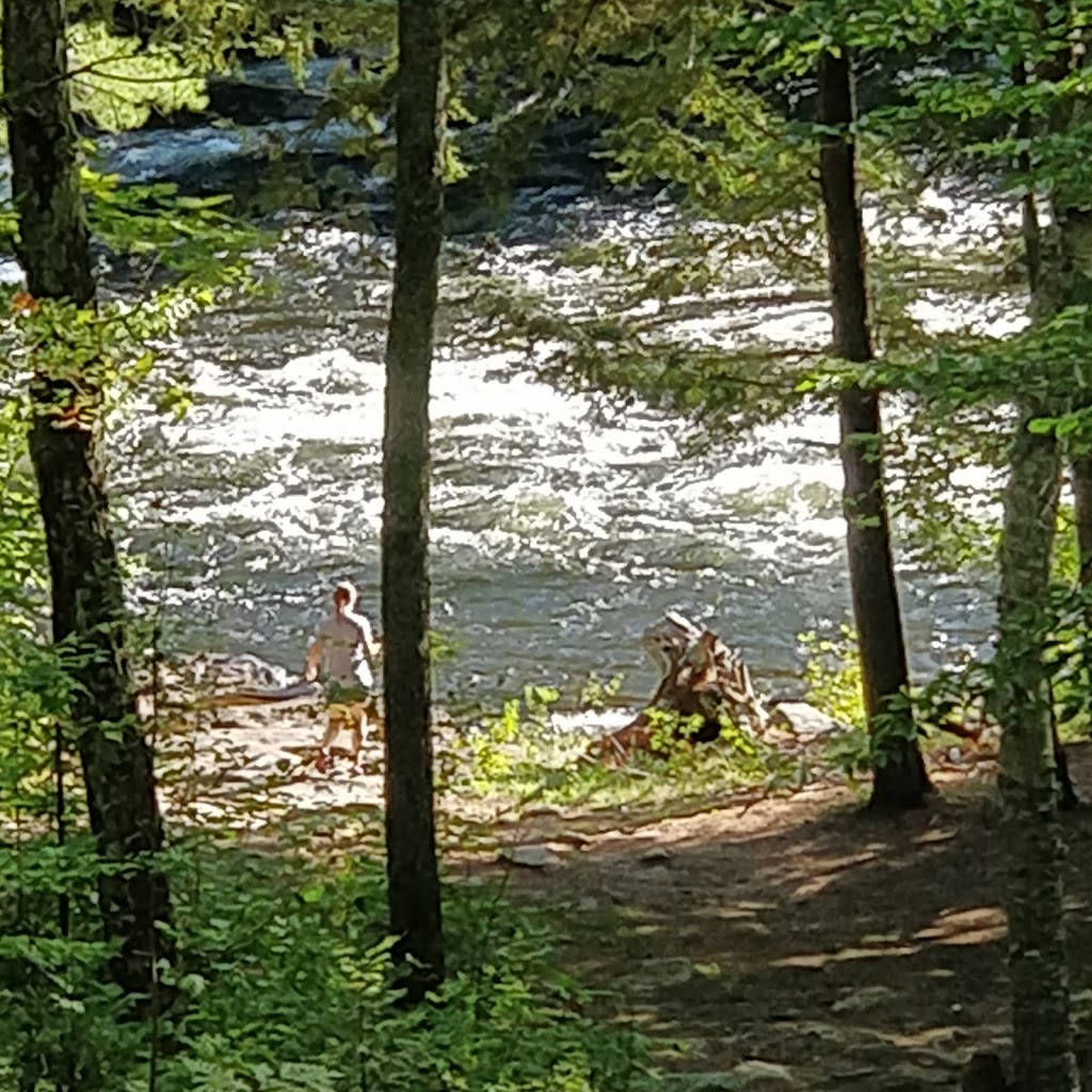 Madawaska Kanu Centre | 247 River Rd, Barrys Bay, ON K0J 1B0, Canada | Phone: (613) 756-3620