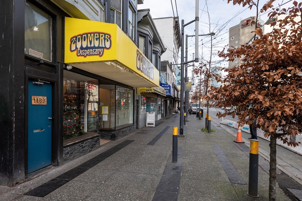 Zoomers Dispensary | 1181 Granville St, Vancouver, BC V6Z 1M1, Canada | Phone: (604) 558-3512