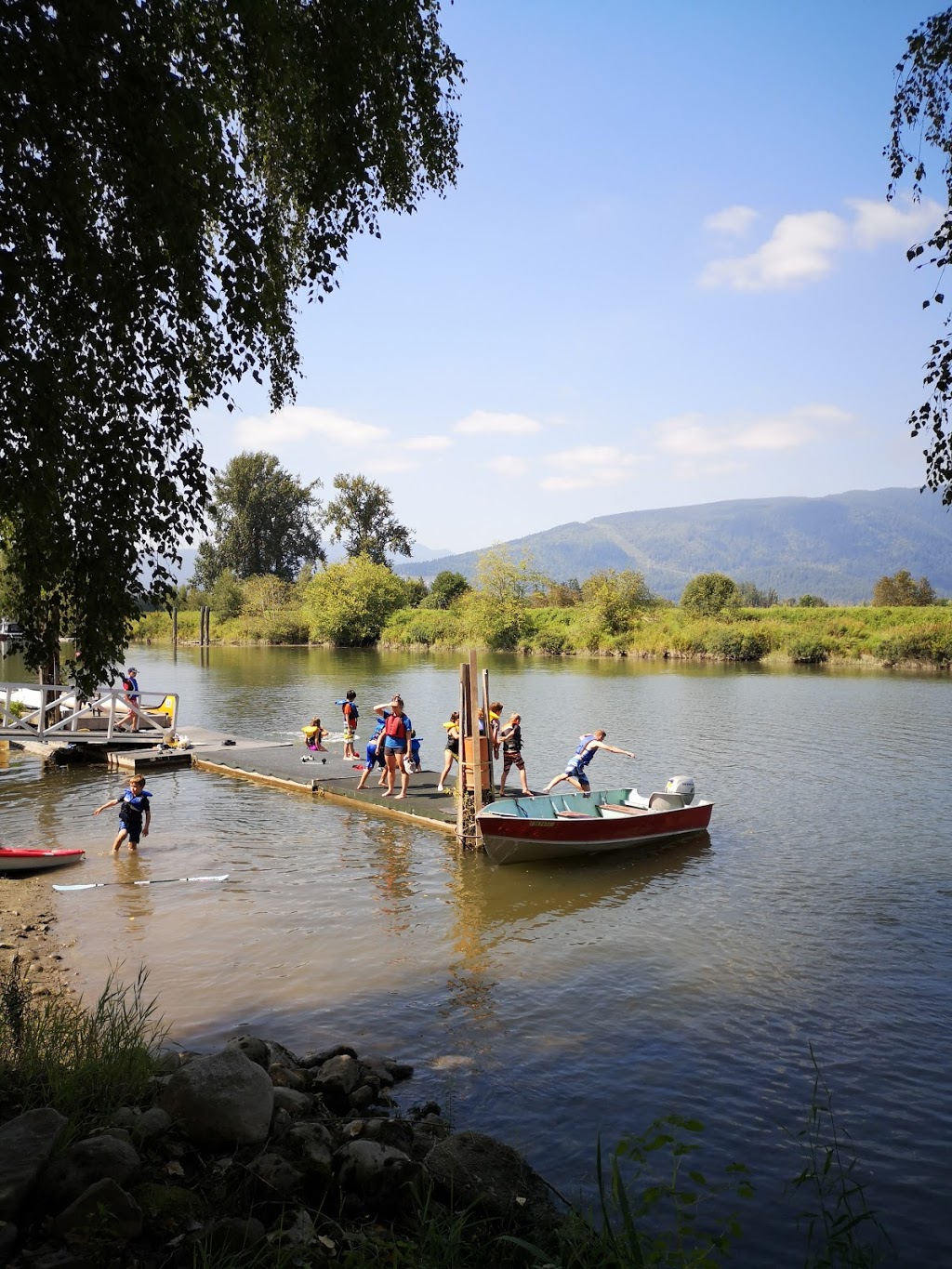 Pitt Meadows Paddling Club | 14411 Harris Rd, Pitt Meadows, BC V3Y 2T2, Canada | Phone: (778) 847-7672