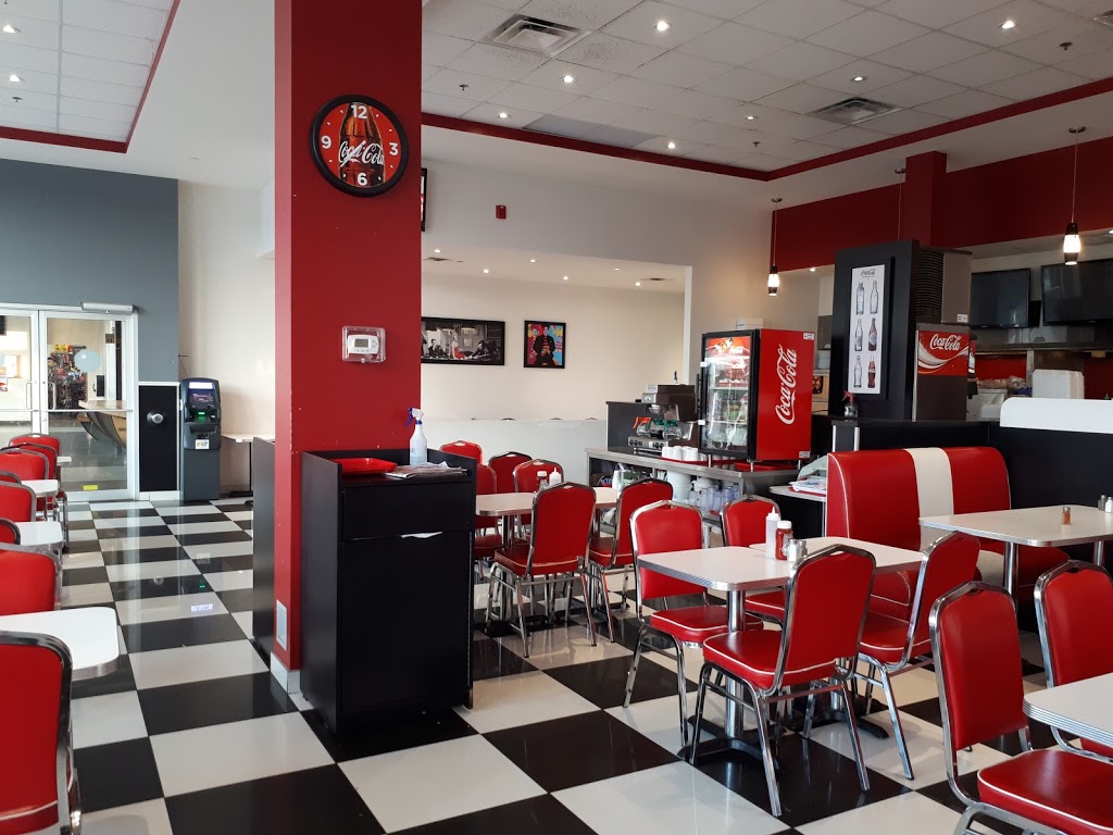 Restaurant La Belle Province Kahnawake | 1860 QC-132, Kahnawake, QC J0L 1B0, Canada | Phone: (450) 638-6000