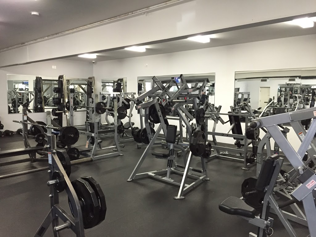 Simply Fit Health Club | 6595 Drummond Rd, Niagara Falls, ON L2G 4N6, Canada | Phone: (289) 296-9535
