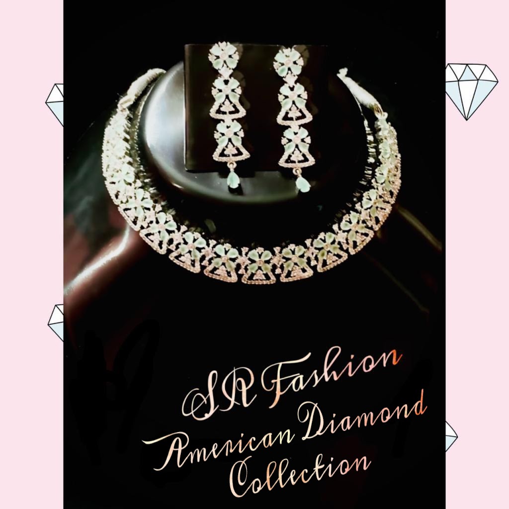 SR Fashion Store | 516 Downes Jackson Heights, Milton, ON L9T 8W2, Canada | Phone: (905) 467-7874