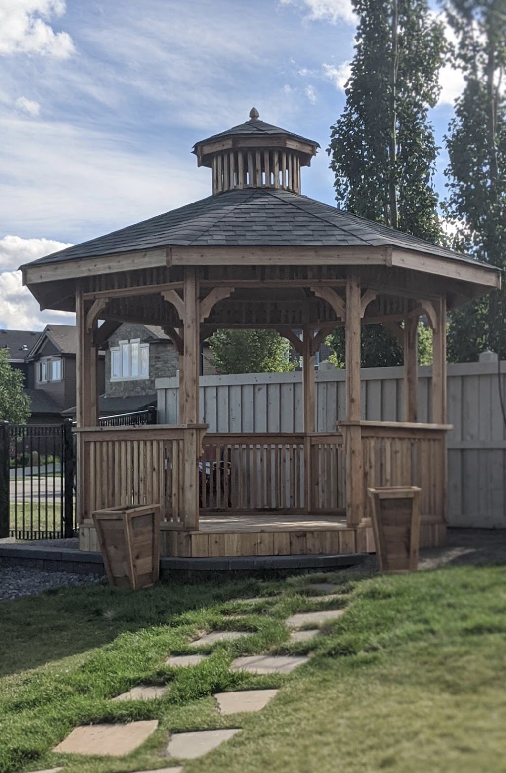 The Gazebo Guy | RR2, Pickardville, AB T0G 1W0, Canada | Phone: (780) 271-8484