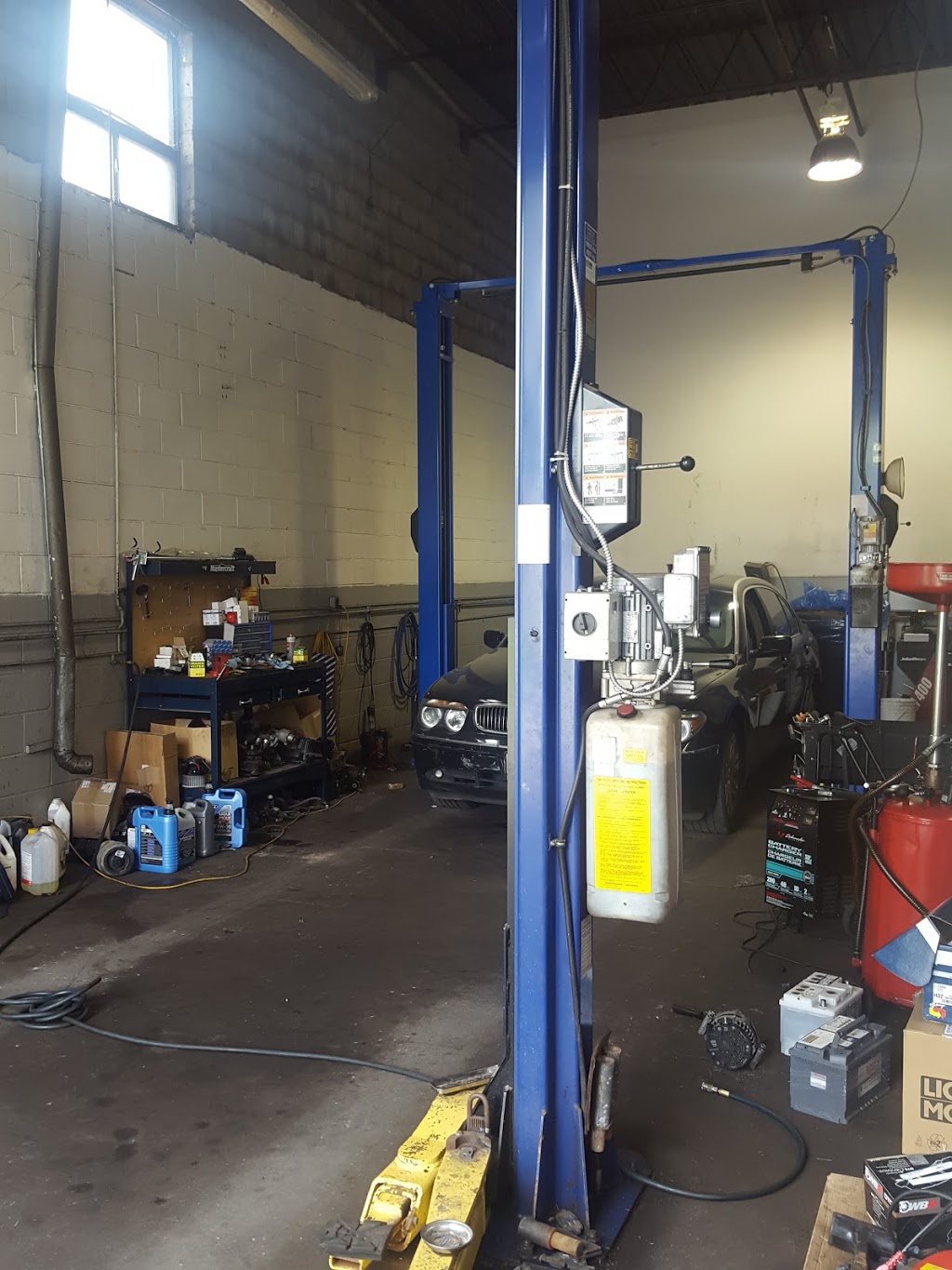 K&E Premium Auto Service | 7 Harlech Ct #1a, Thornhill, ON L3T 6L5, Canada | Phone: (905) 889-6116
