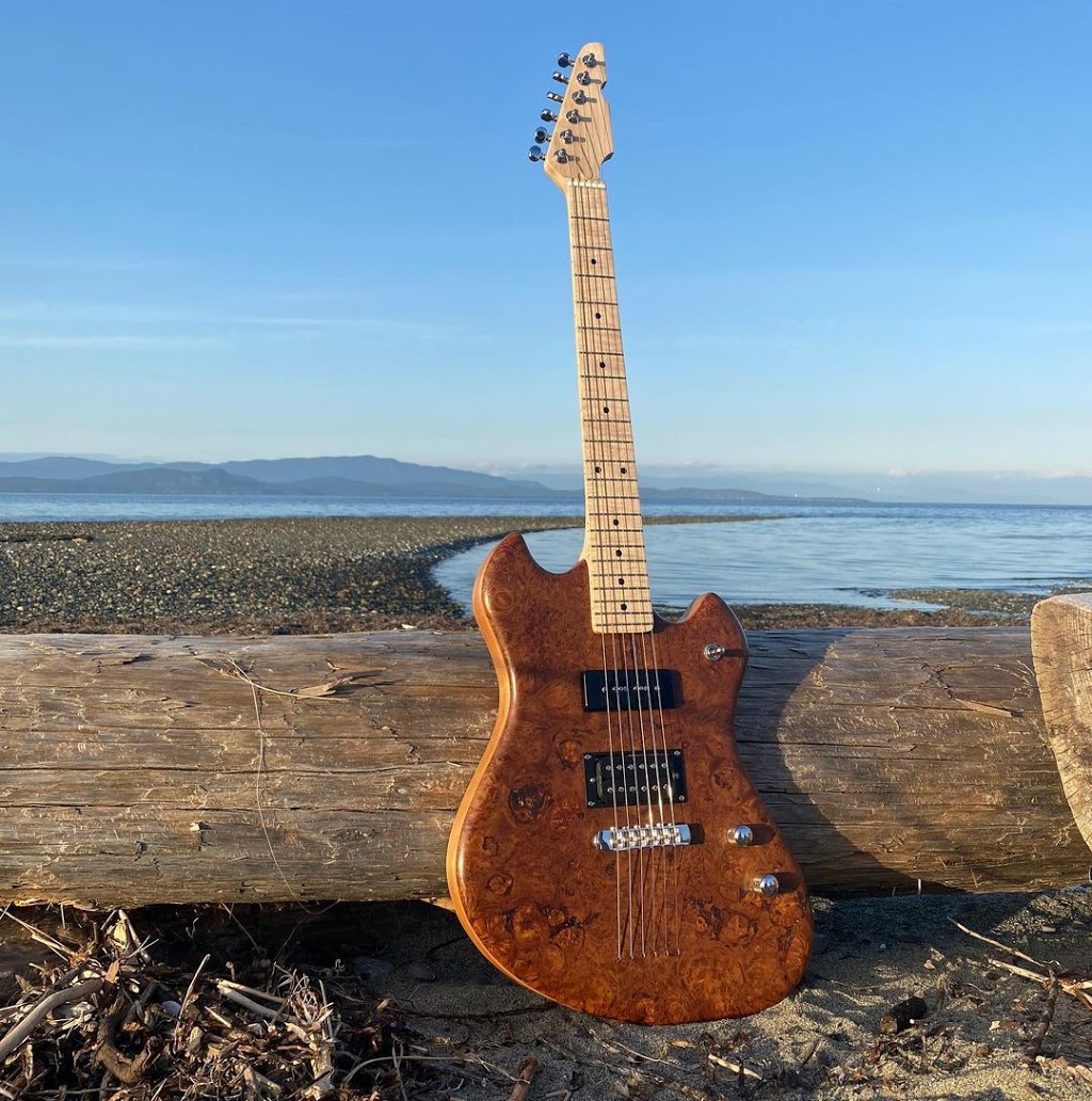 Otter Guitars | Dalmatian Dr, Parksville, BC V9P 1Y8, Canada | Phone: (778) 349-0787