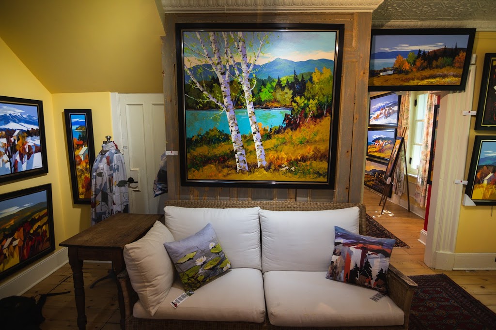 Galerie Porte Rouge - Baie-St-Paul | 61 Rue St Jean Baptiste, Baie-Saint-Paul, QC G3Z 1M3, Canada | Phone: (418) 760-8830