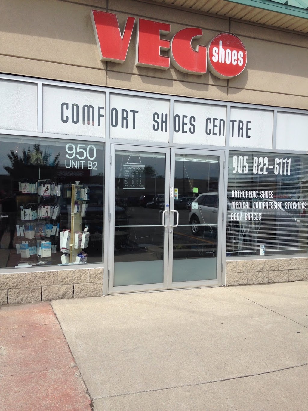 Vego Comfort Shoes Centre | 950 Southdown Rd, Mississauga, ON L5J 2Y4, Canada | Phone: (905) 822-6111