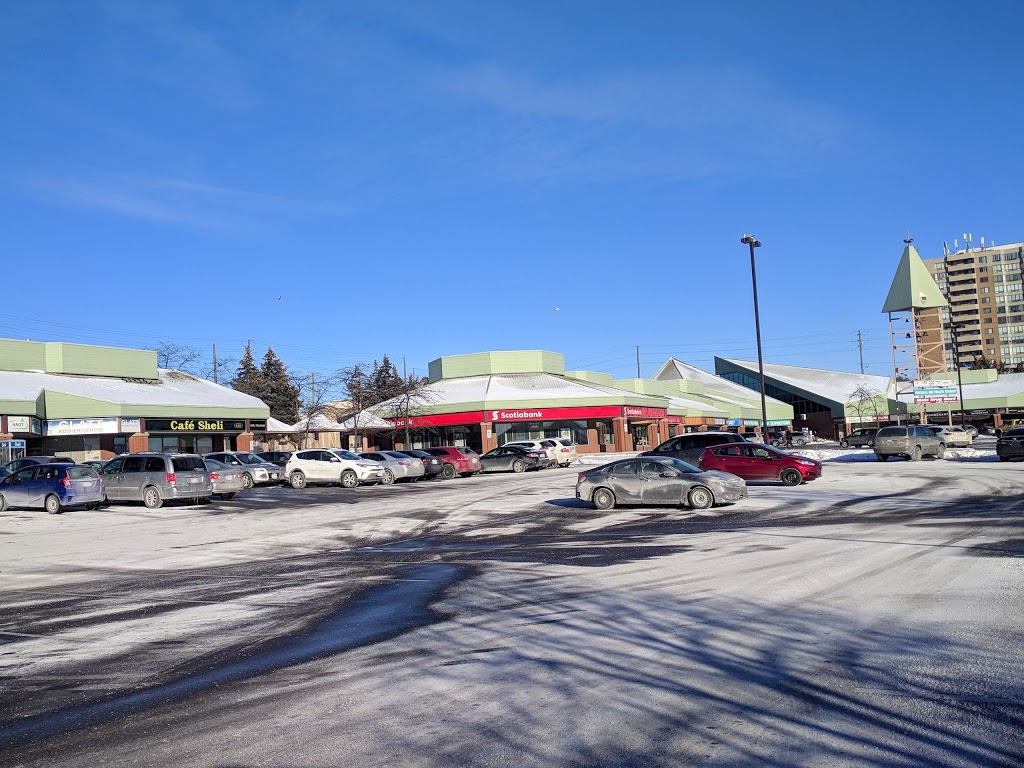 Scotiabank | 7700 Bathurst St, Thornhill, ON L4J 7Y3, Canada | Phone: (905) 731-8009