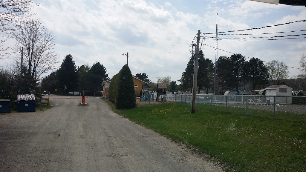 Camping Municipal et Marina St-Roch-de-Mékinac | 501 Ducharme, Saint-Roch-de-Mékinac, QC G0X 2E0, Canada | Phone: (819) 646-5500