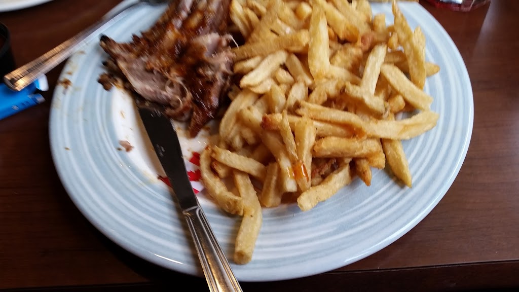 Swiss Chalet Rotisserie & Grill | 138 Woodlawn Rd W, Guelph, ON N1H 1B2, Canada | Phone: (519) 836-8000