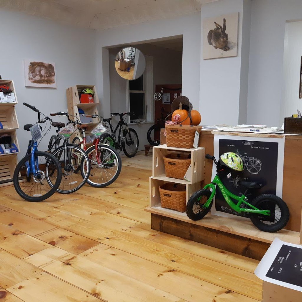 Lynx and Hare Cycles | 19785 Main St, Alton, ON L7K 0C2, Canada | Phone: (519) 938-6023