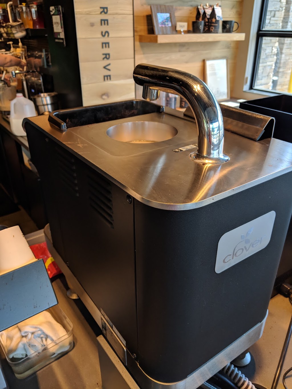 Starbucks | 1636 Main St, Penticton, BC V2A 5G8, Canada | Phone: (250) 486-2379