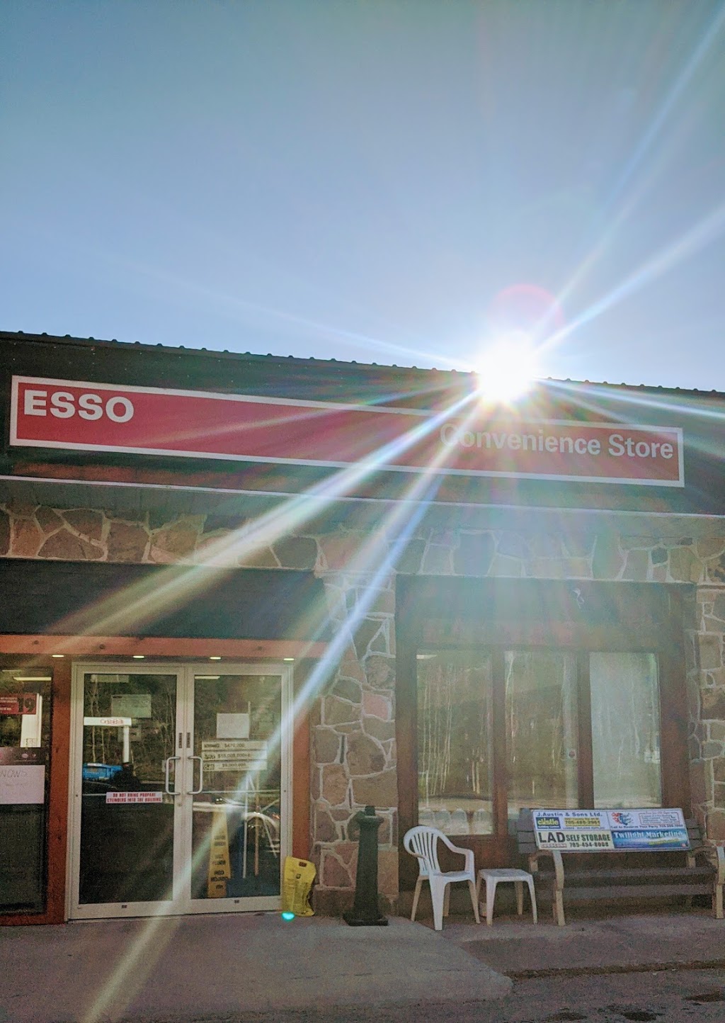 Esso | 7561 ON-35, Norland, ON K0M 2L0, Canada | Phone: (705) 454-2015