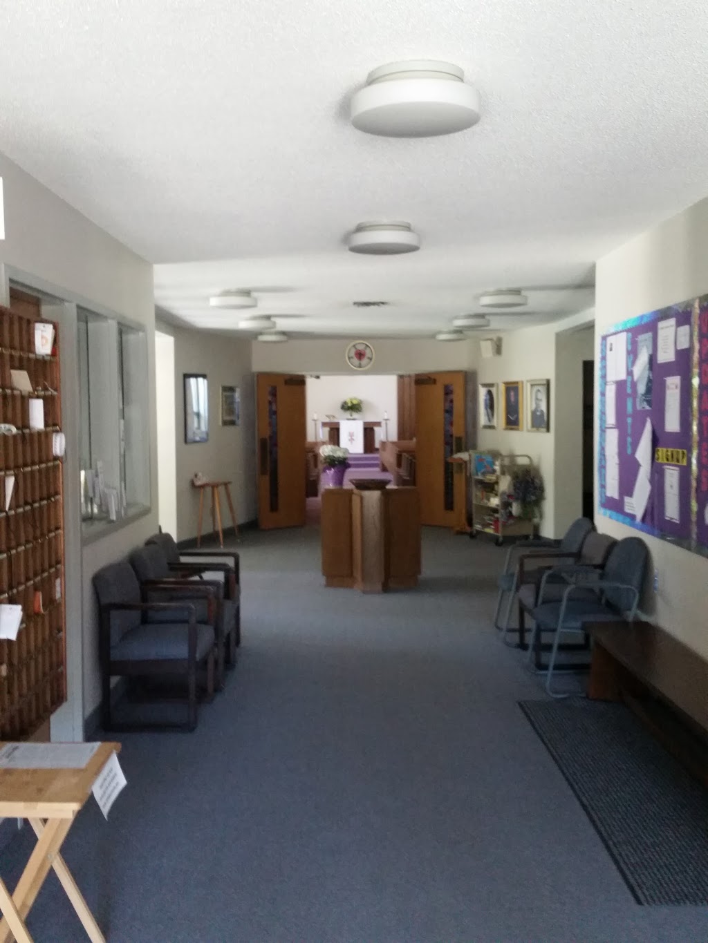 St Philips Ev Lutheran Church | 61 W Deane Park Dr, Etobicoke, ON M9B 2S1, Canada | Phone: (416) 622-5577
