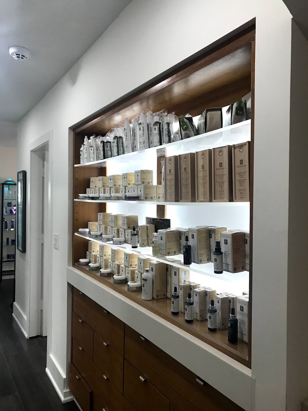Triniti Laser Clinic & Medi Spa | 210 6th St, New Westminster, BC V3L 3A2, Canada | Phone: (604) 544-5666