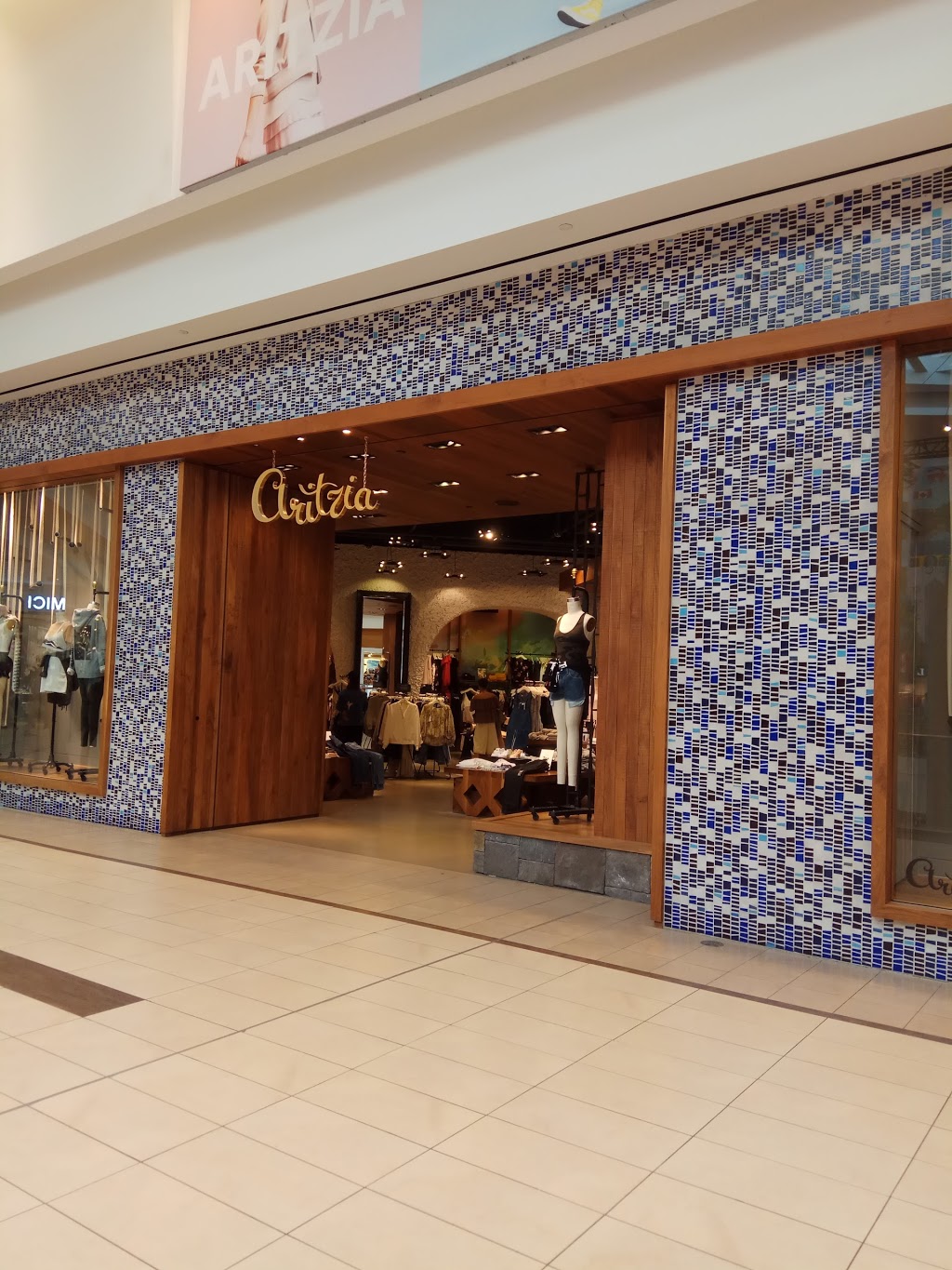 Aritzia | 300 Borough Dr, Scarborough, ON M1P 4P5, Canada | Phone: (416) 290-5620
