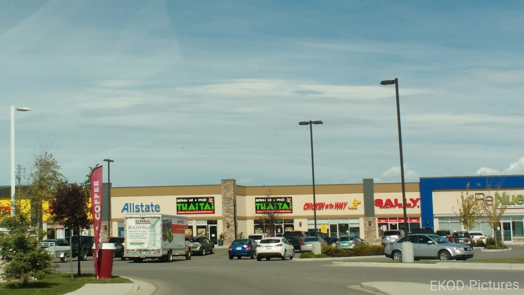 Chicken On The Way | 2131-2800 Main Street SE, Airdrie, AB T4B 3G2, Canada | Phone: (587) 775-9936