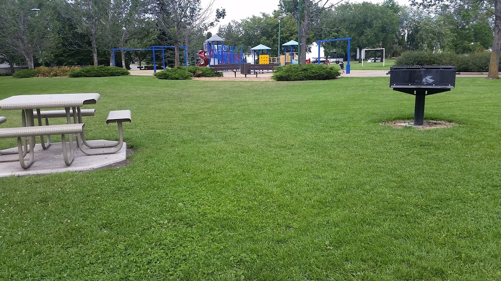 Grosvenor Park | 203 Copland Crescent, Saskatoon, SK S7H 2Z4, Canada | Phone: (306) 975-3200