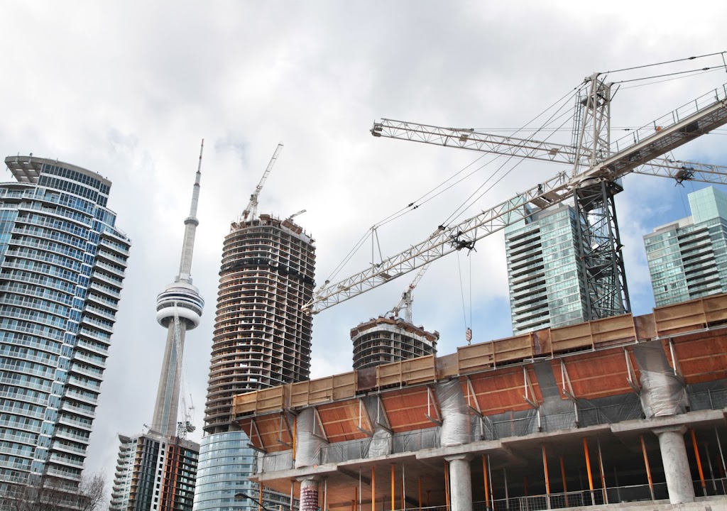 Revolution Realty | 1235 Bay St. #700, Toronto, ON M5R 3K4, Canada | Phone: (647) 556-4555