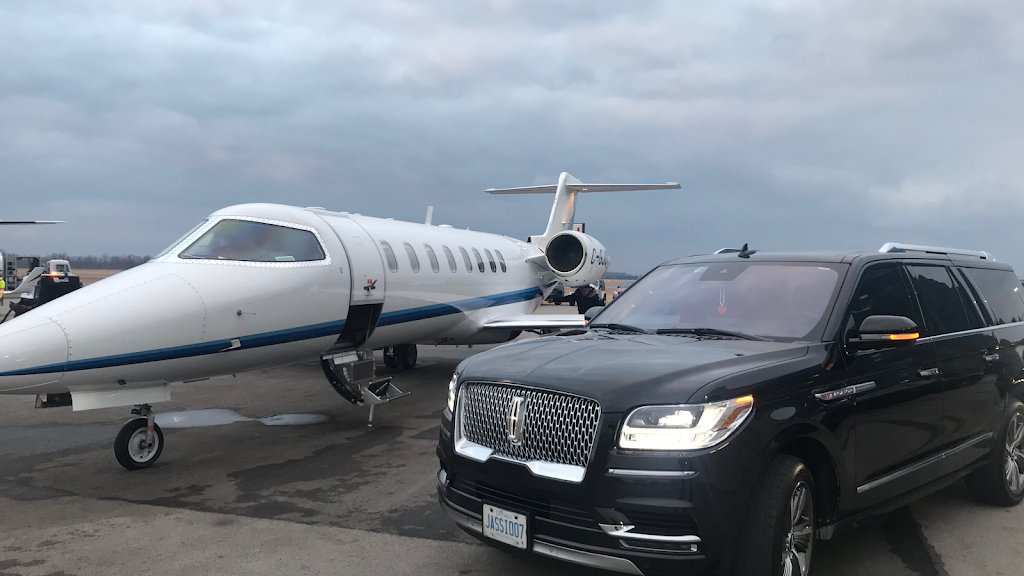 Limo Services Toronto | 24 Rochdale Ave, York, ON M6E 1X2, Canada | Phone: (647) 853-2421
