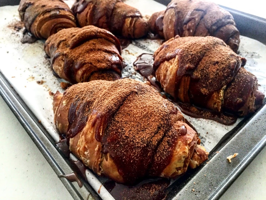 JYQ Bakery (St. Clair Pick Up) | 1 St Clair Ave W, Toronto, ON M4V 1K6, Canada
