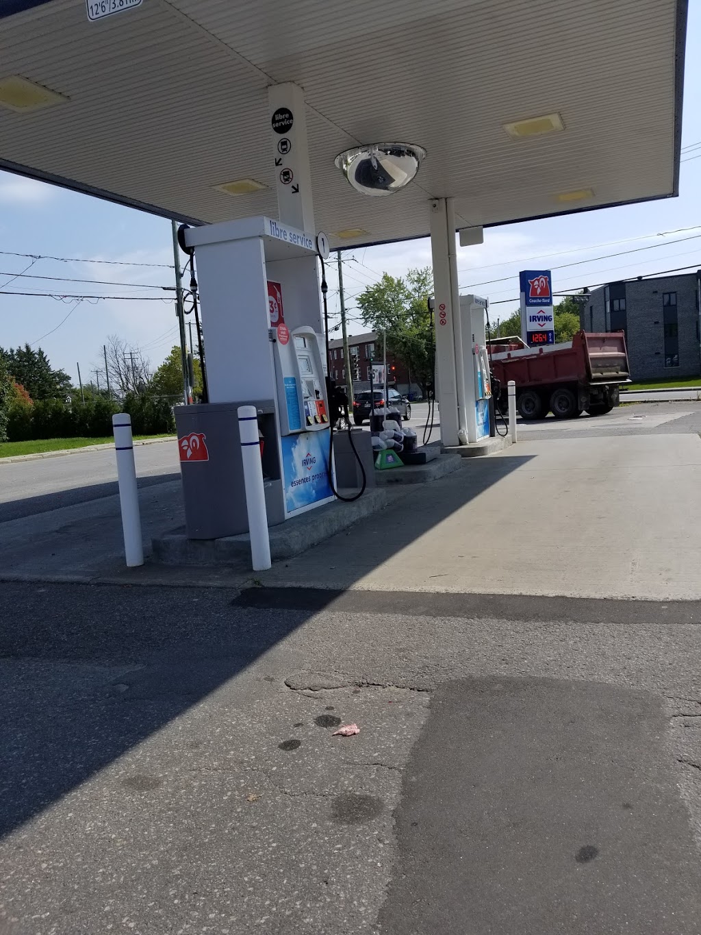 Couche-Tard | 41 Rue Valvue, Québec, QC G2A 2G1, Canada | Phone: (418) 843-5011