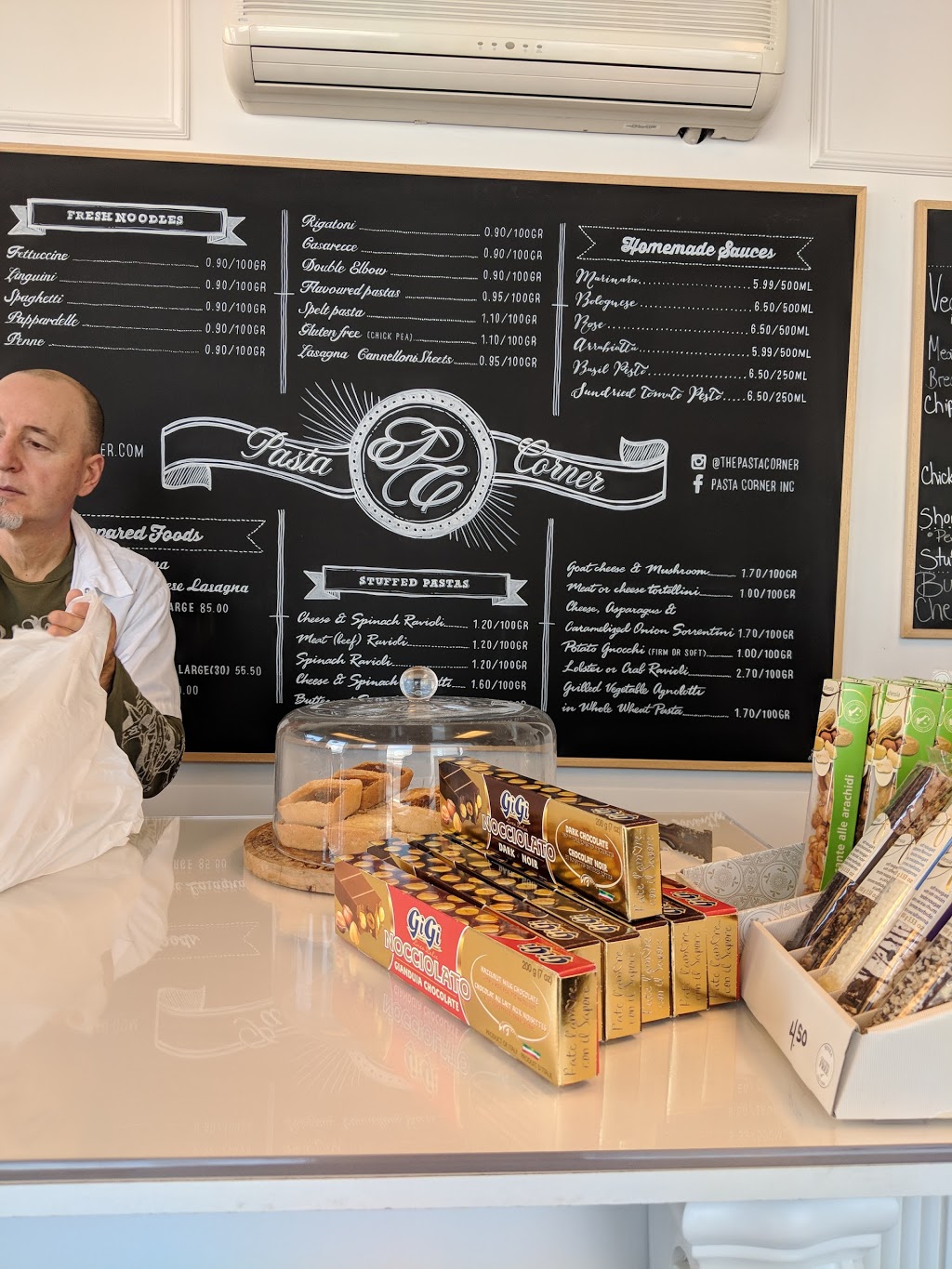 The Pasta Corner | 438 Gibraltar Dr, Mississauga, ON L5T 2P2, Canada | Phone: (905) 564-6255