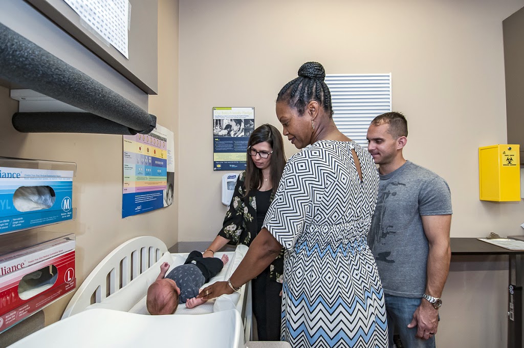 Fairview Breastfeeding Walk-In Clinic | 325 Central Parkway West, Unit 21, Parkway West Plaza, Mississauga, ON L5B 3X9, Canada | Phone: (905) 799-7700