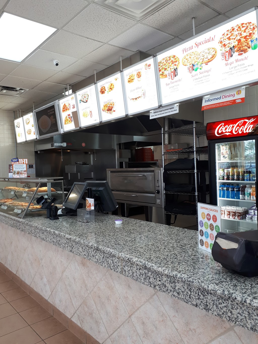 Pizza Pizza | 14846 Yonge St, Aurora, ON L4G 1N2, Canada | Phone: (416) 967-1111