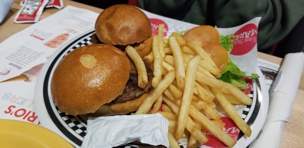 East Side Marios | 1820 Ogilvie Rd, Gloucester, ON K1J 7P4, Canada | Phone: (613) 748-6931