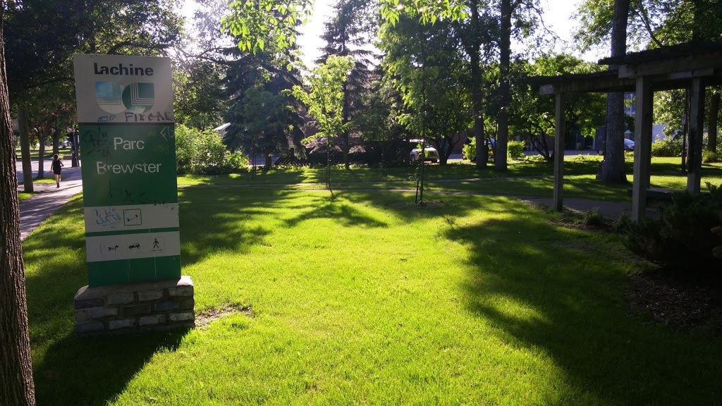 Parc Brewster | 44e Avenue, Montréal, QC H8T, Canada | Phone: (514) 872-0311
