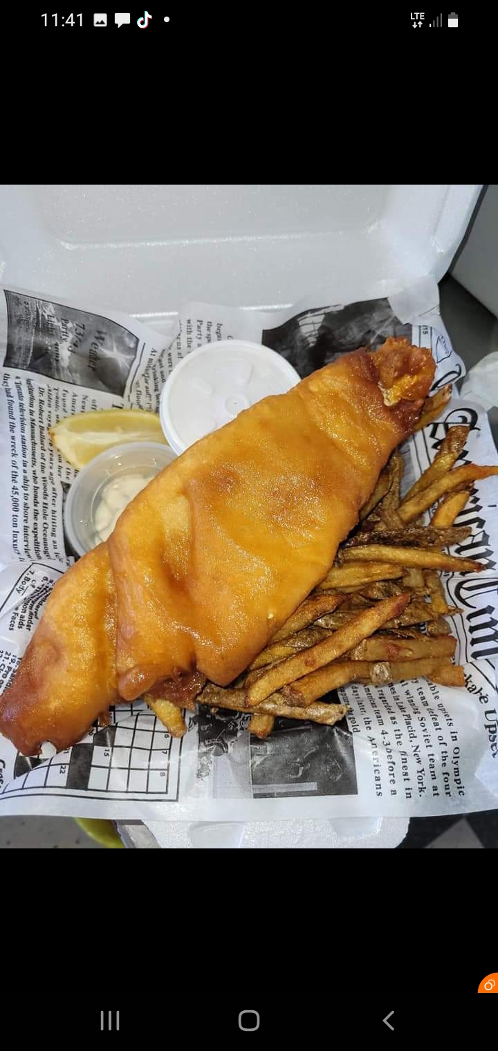 Captain CJs | 7 Clarke Rd, Prince Edward, ON K0K 2T0, Canada | Phone: (613) 921-2538