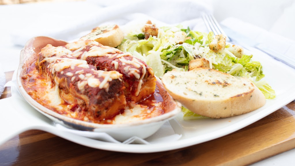 Chasers Bar & Grill | 1300 King St E, Oshawa, ON L1H 8J4, Canada | Phone: (905) 240-1988