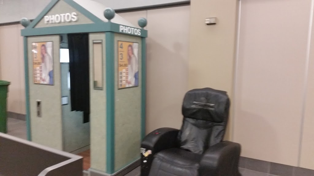 Canada Post | 2223 Av Dollard, LaSalle, QC H8N 1S0, Canada